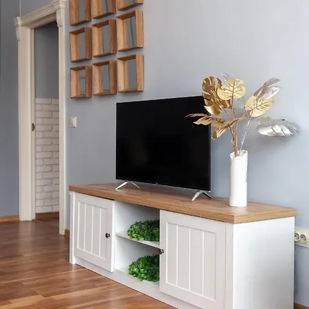 شقة Bvapartments Vip On Kulisha *