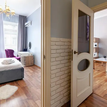 Bvapartments Vip On Kulisha شقة