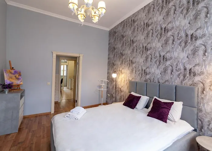 Bvapartments Vip On Kulisha Appartement