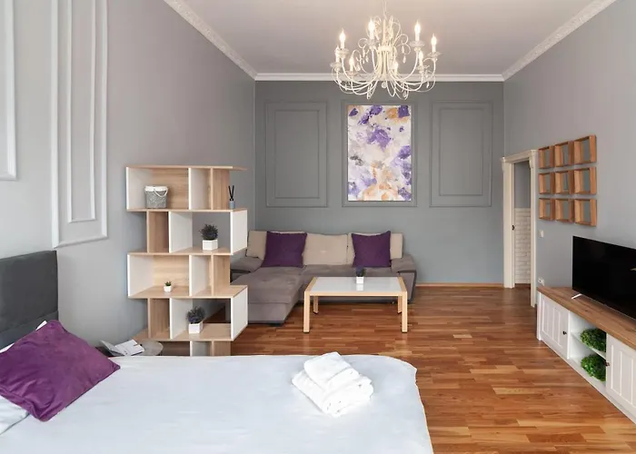 Bvapartments Vip On Kulisha Appartement