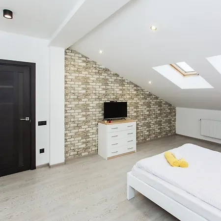 Апартаменти Bvapartments Vip On Kulisha